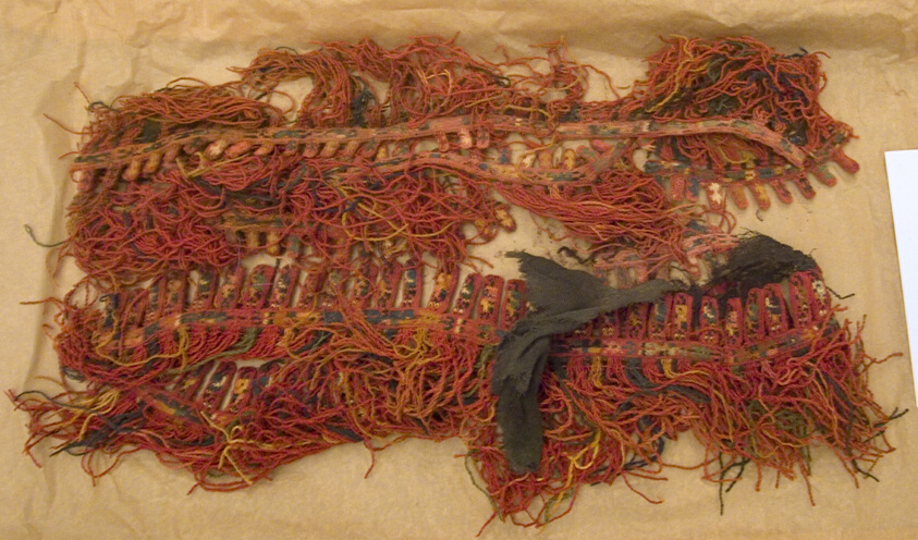 Fragments (Border) by Nasca